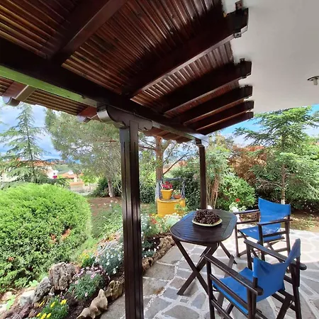 Roadhouse, Nilie Hospitality Mgmt Holiday home Flogita